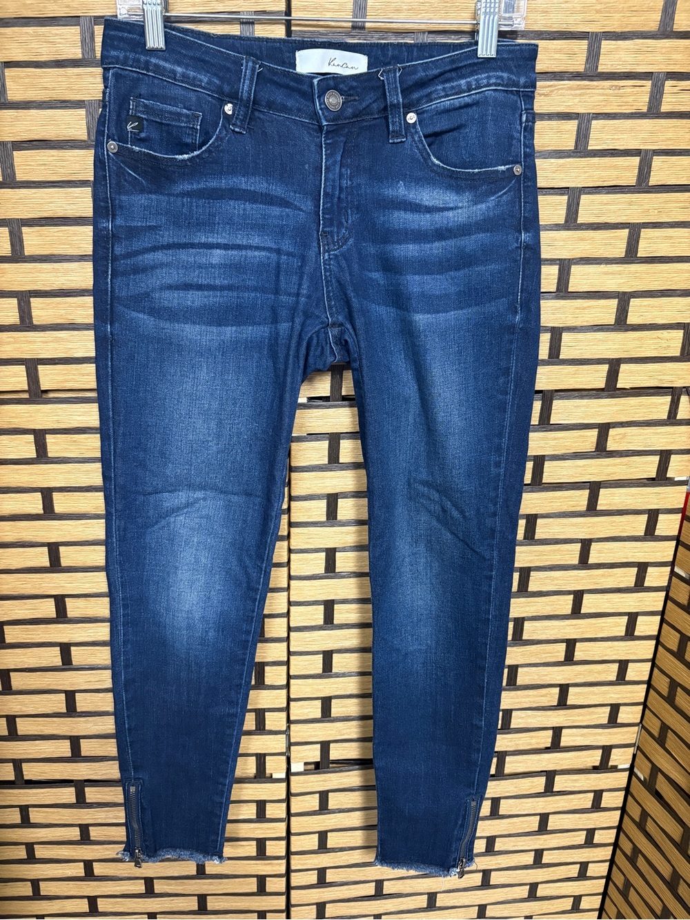 KanCan Jeans with zipper hem detail size 7/27